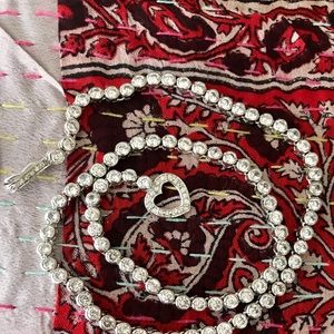 Beautiful CZ NECKLACE/Sterling surround